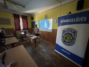 Drogprevenciós előadás az Ady Endre Gimnáziumban Ráckevén
